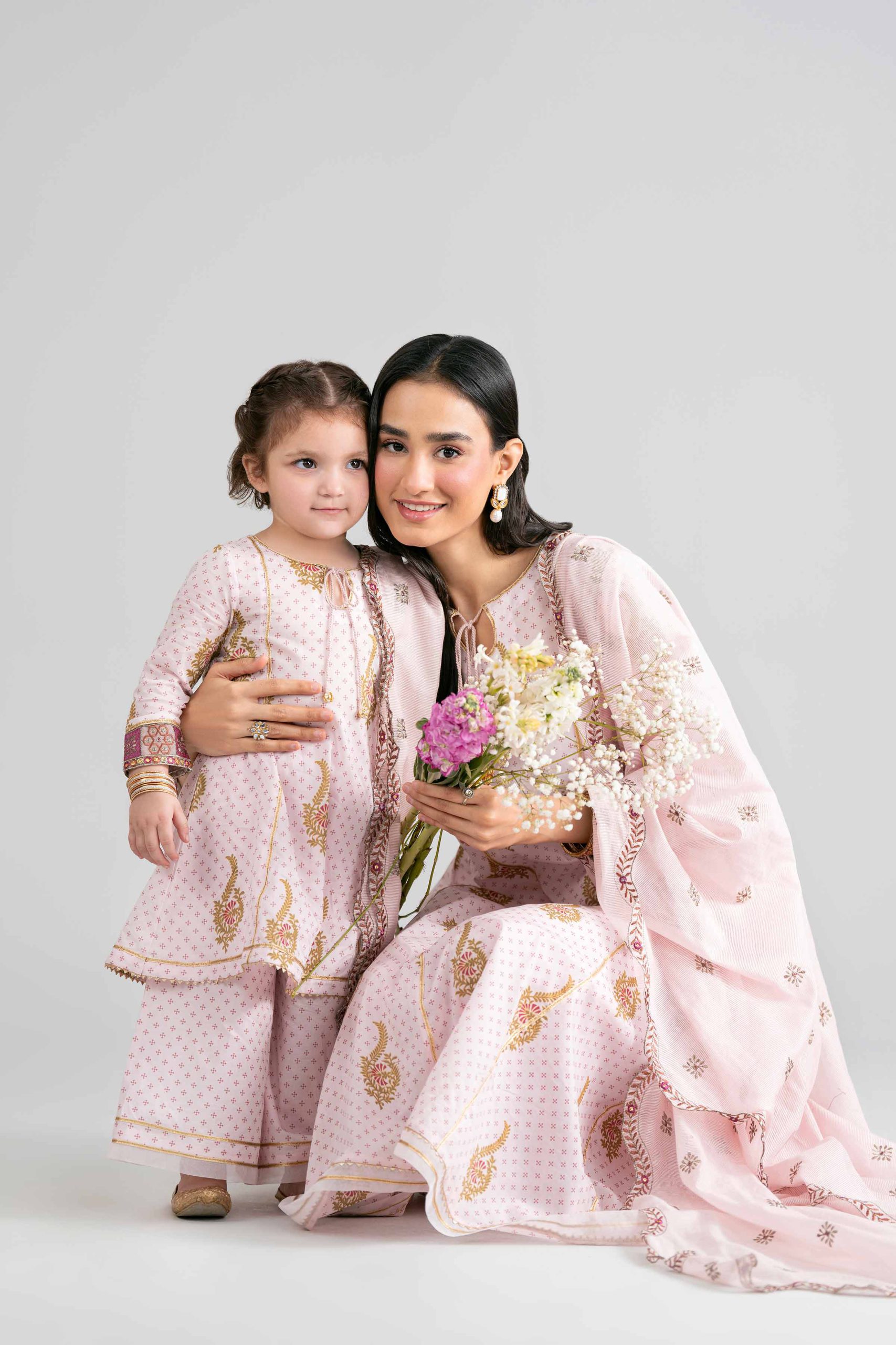 3 Piece - Printed Embroidered Suit - PMD26-44 M - M